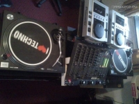 Estacy-s-DJ-Booth-Apr-13